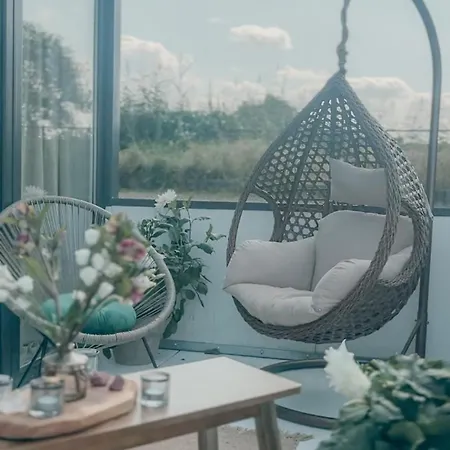 Retreatboat Ibiza 3*