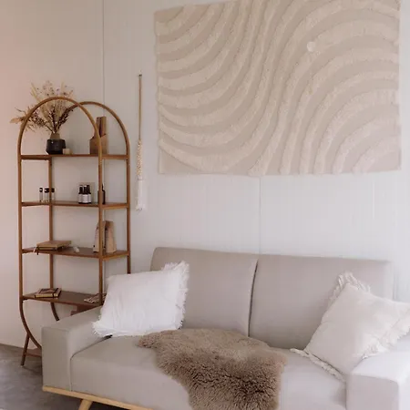 Retreatboat Ibiza 3* Lith