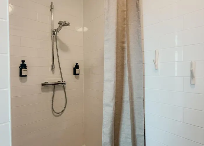 Retreatboat Ibiza Lith