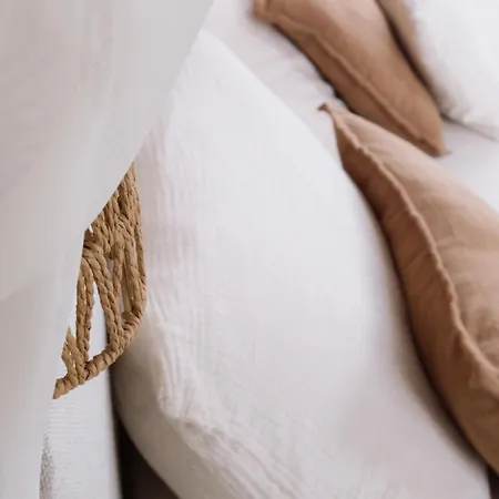 Retreatboat Ibiza 3* Lith