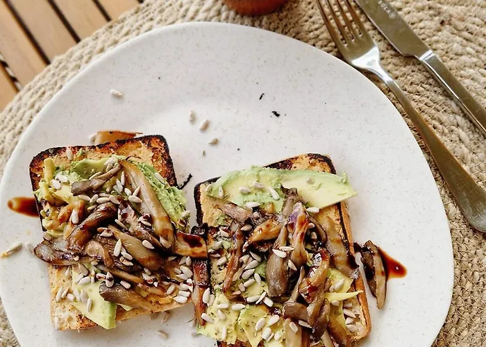 Retreatboat Ibiza 3* Lith